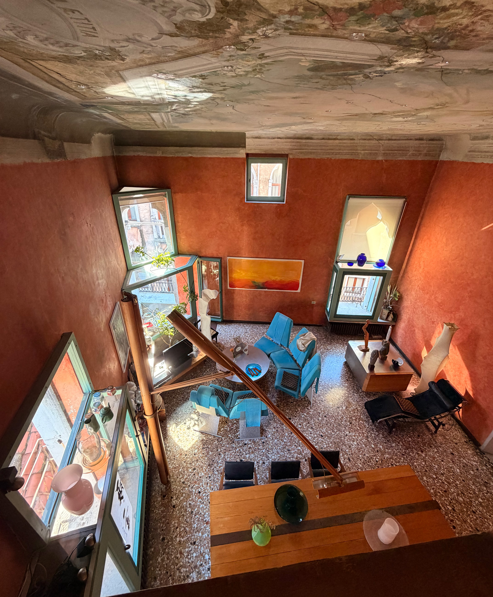 Valeriano Pastor house visit in Venice – Visual tour
